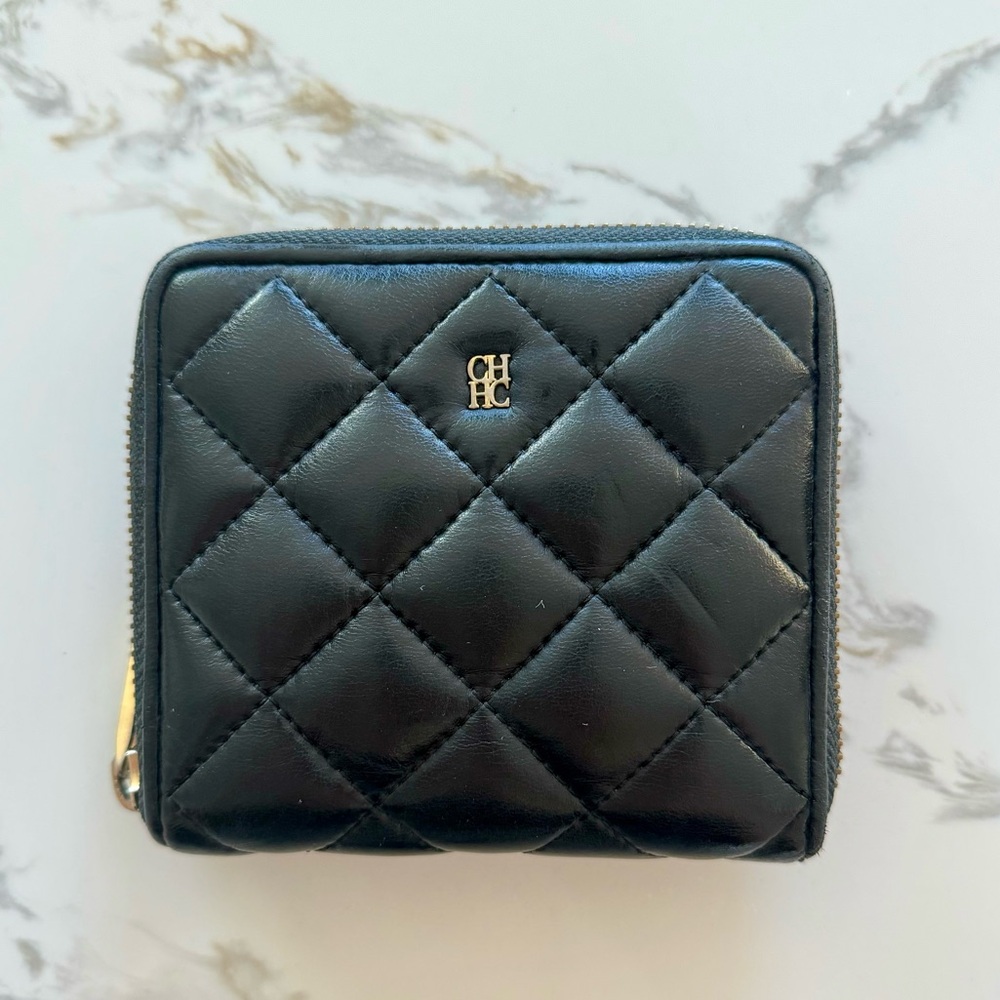 CH Carolina Herrera Small Leather Quilted Zip around Wallet